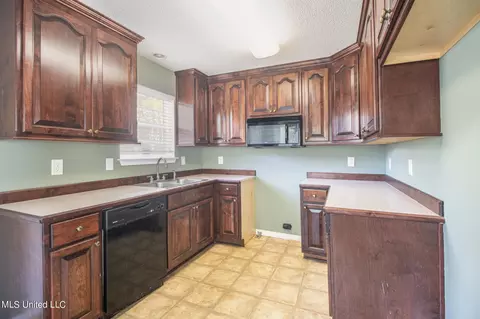 21517 Dye Rd, Saucier, MS 39574 photo 6