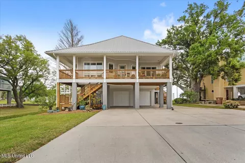 515 Gulf View Ave, Long Beach, MS 39560