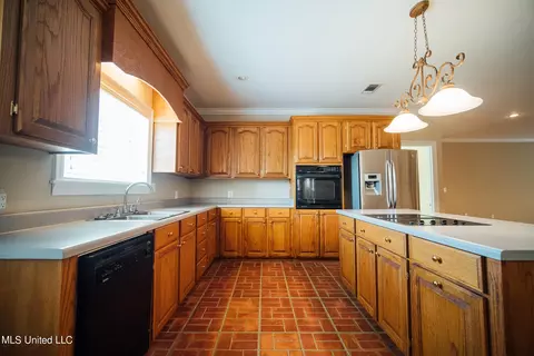 Kitchen - 56 Weaver Ln, Preston, MS 39354 photo 3 of 3