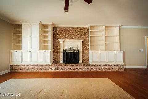 Living - 56 Weaver Ln, Preston, MS 39354 photo 3 of 3