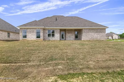 Exterior - 111 Porter Ridge Rdg, Canton, MS 39046 photo 7 of 10