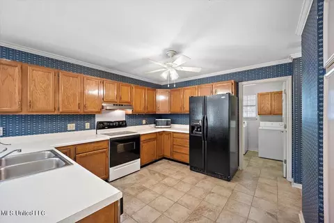 Kitchen - 136 Brandy Run Rd, Brandon, MS 39047 photo 1 of 2