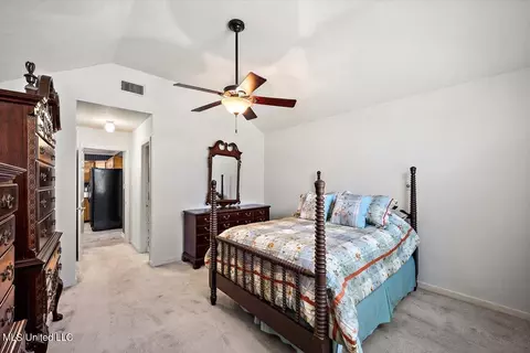Bedroom - 136 Brandy Run Rd, Brandon, MS 39047 photo 2 of 2