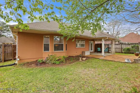 Exterior - 2 Ridgeway Place Pl, Clinton, MS 39056 photo 6 of 6