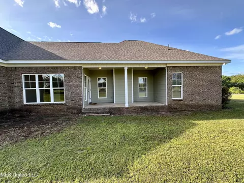 Exterior - 127 Stillwater Dr, Lucedale, MS 39452 photo 3 of 7