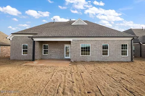 Exterior - 3192 Meadows Way, Hernando, MS 38632 photo 4 of 11