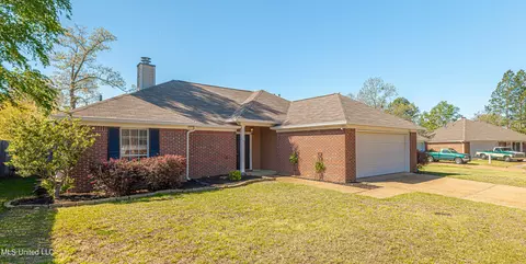 203 Cherrybark Ln, Brandon, MS 39047 photo 2