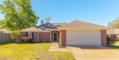 203 Cherrybark Ln, Brandon, MS 39047 photo 1
