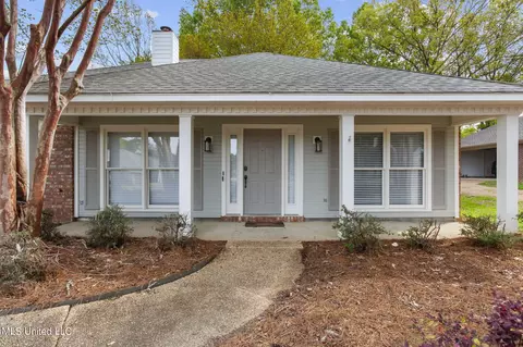 Exterior - 325 S Place Dr, Madison, MS 39110 photo 2 of 8