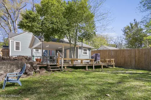 Exterior - 4061 Redwing Ave, Jackson, MS 39216 photo 9 of 11