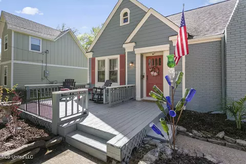 Exterior - 4061 Redwing Ave, Jackson, MS 39216 photo 3 of 11