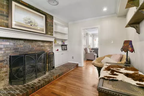 Living - 4061 Redwing Ave, Jackson, MS 39216 photo 1 of 4