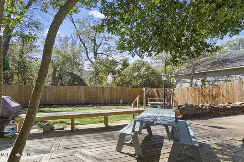Exterior - 4061 Redwing Ave, Jackson, MS 39216 photo 5 of 11