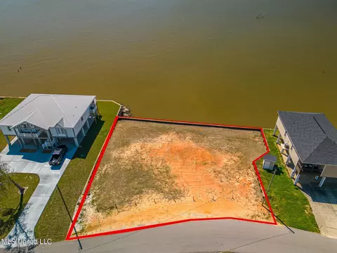 6701 Belle Fontaine Dr, Ocean Springs, MS 39564