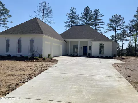 704 Kingswood Cv, Madison, MS 39110