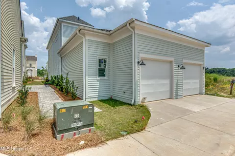 Exterior - 324 Concert St, Flowood, MS 39232 photo 7 of 11