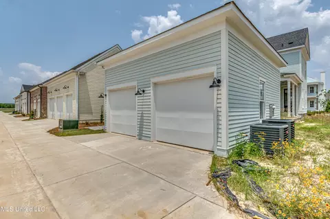 Exterior - 324 Concert St, Flowood, MS 39232 photo 8 of 11