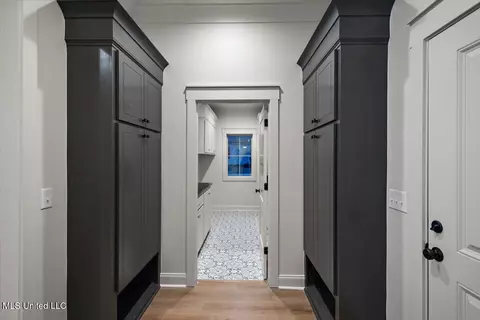 Entry Way - 215 Bronson Bnd, Flowood, MS 39232 photo 5 of 5