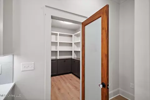 Entry Way - 215 Bronson Bnd, Flowood, MS 39232 photo 3 of 5