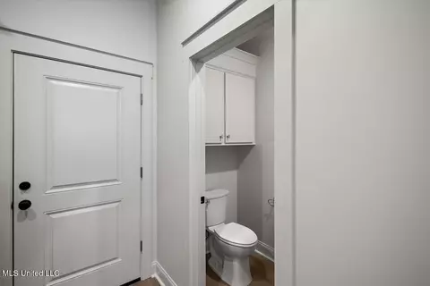 Entry Way - 215 Bronson Bnd, Flowood, MS 39232 photo 4 of 5