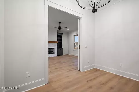 Dining - 215 Bronson Bnd, Flowood, MS 39232 photo 1 of 2