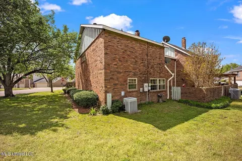 Exterior - 26 Timber Ridge Dr, Brandon, MS 39042 photo 7 of 8
