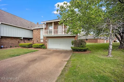 Exterior - 26 Timber Ridge Dr, Brandon, MS 39042 photo 2 of 8