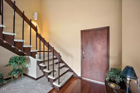 Entry Way - 26 Timber Ridge Dr, Brandon, MS 39042 photo 1 of 1
