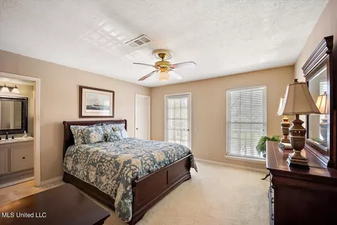 Bedroom - 26 Timber Ridge Dr, Brandon, MS 39042 photo 3 of 3