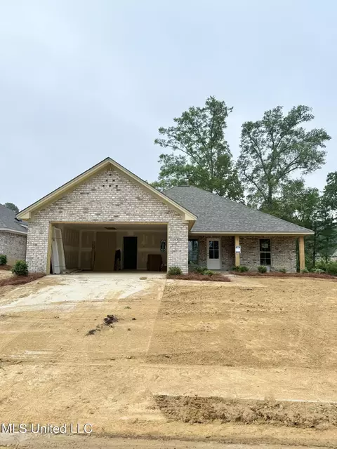 708 Granite Dr, Brandon, MS 39042