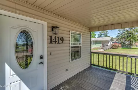 Exterior - 1419 Oak St, Flowood, MS 39232 photo 2 of 14