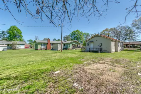 Exterior - 1419 Oak St, Flowood, MS 39232 photo 12 of 14