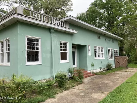 412 E Peace St, Canton, MS 39046 photo 3