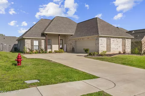 Exterior - 314 E Buttonwood Ln, Canton, MS 39046 photo 2 of 11