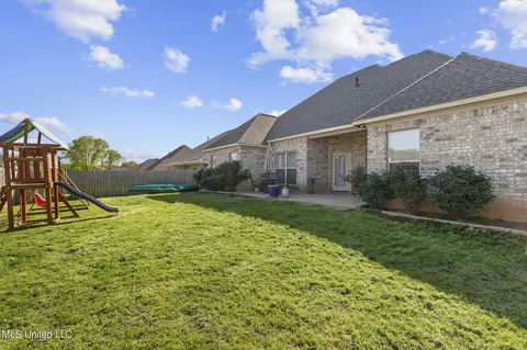 Exterior - 314 E Buttonwood Ln, Canton, MS 39046 photo 10 of 11
