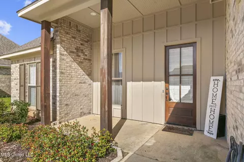 Exterior - 314 E Buttonwood Ln, Canton, MS 39046 photo 5 of 11