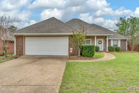502 Wildberry Dr, Pearl, MS 39208