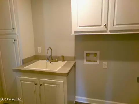 353 Brannan Ave, Byram, MS 39272 photo 7