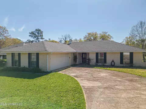 6840 Hilo St, Diamondhead, MS 39525