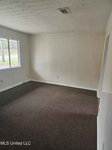 Other - 209 Pineview Dr, Hazlehurst, MS 39083 photo 3 of 4