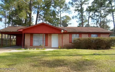 2532 W David Dr, Gulfport, MS 39503