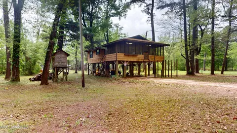 Exterior - 109 Pine Dr, Lucedale, MS 39452 photo 4 of 7