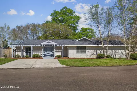 3704 Old Brandon Rd, Pearl, MS 39208