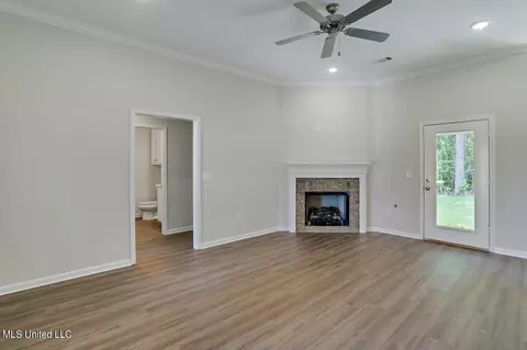 2053 Pebble Creek Dr, Brandon, MS 39042 photo 6