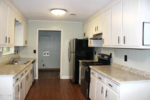 269 Baker Ln, Brandon, MS 39047 photo 7