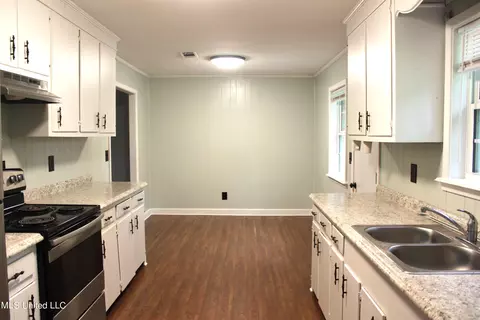 269 Baker Ln, Brandon, MS 39047 photo 6