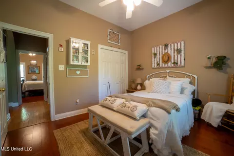 Bedroom - 9215 Nancy Dr, Biloxi, MS 39532 photo 1 of 6