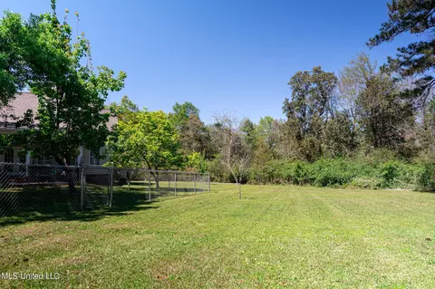 Exterior - 9215 Nancy Dr, Biloxi, MS 39532 photo 8 of 12