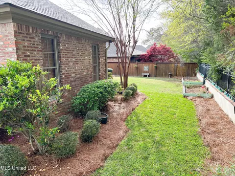Exterior - 110 Bristol Way, Madison, MS 39110 photo 5 of 5