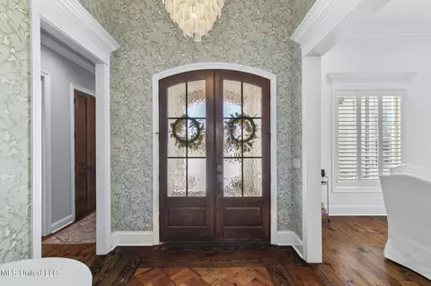 Entry Way - 1010 Sapphire Xing, Flowood, MS 39232 photo 1 of 6